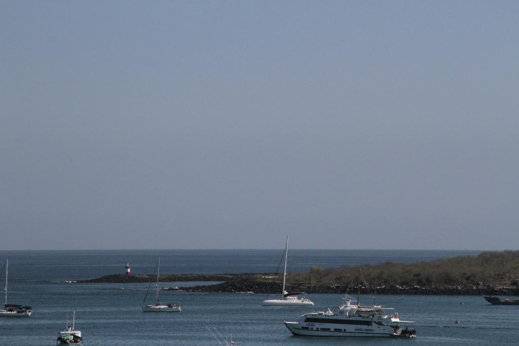 Bluebay Galapagos Planet Hotel Puerto Baquerizo Moreno Eksteriør billede